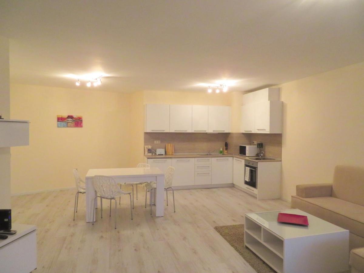 Апартаменти Варна Саут На Плажа - Varna South Apartments On The Beach Room photo